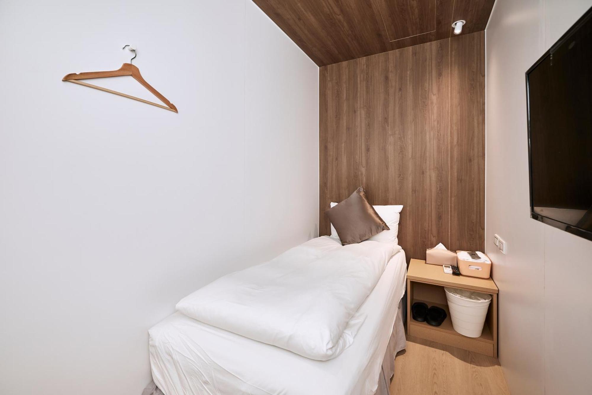 Twin Star Inn Taipei Exterior photo